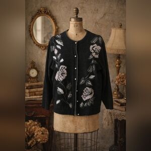 Huntington Ridge Floral Knit Cardigan Sweater | Vintage Cottagecore | 24” PTP